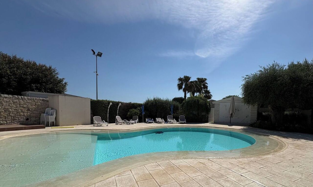 Casa Papa Villa | Private Villa with hot tub, WIFI, private pool, A/C, TV, patio, pets allowed, panoramic view