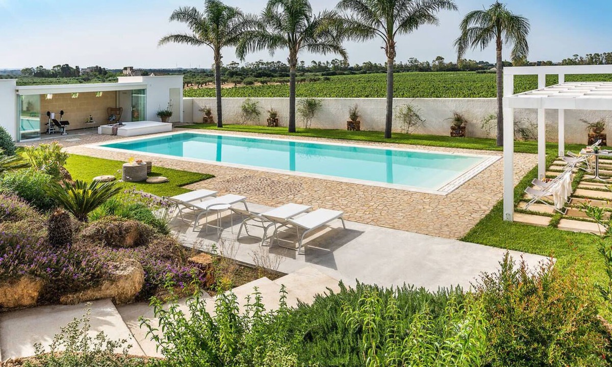Villa Swimming | Marausa