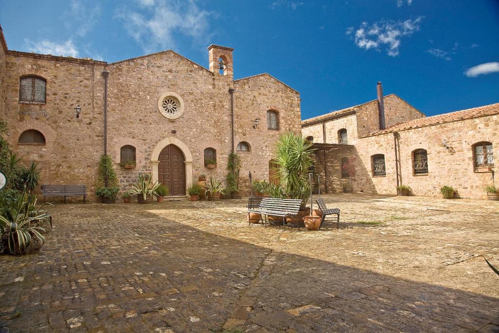 Castelbuono House | Relais Abbazia Santa Anastasia Resort & Winery