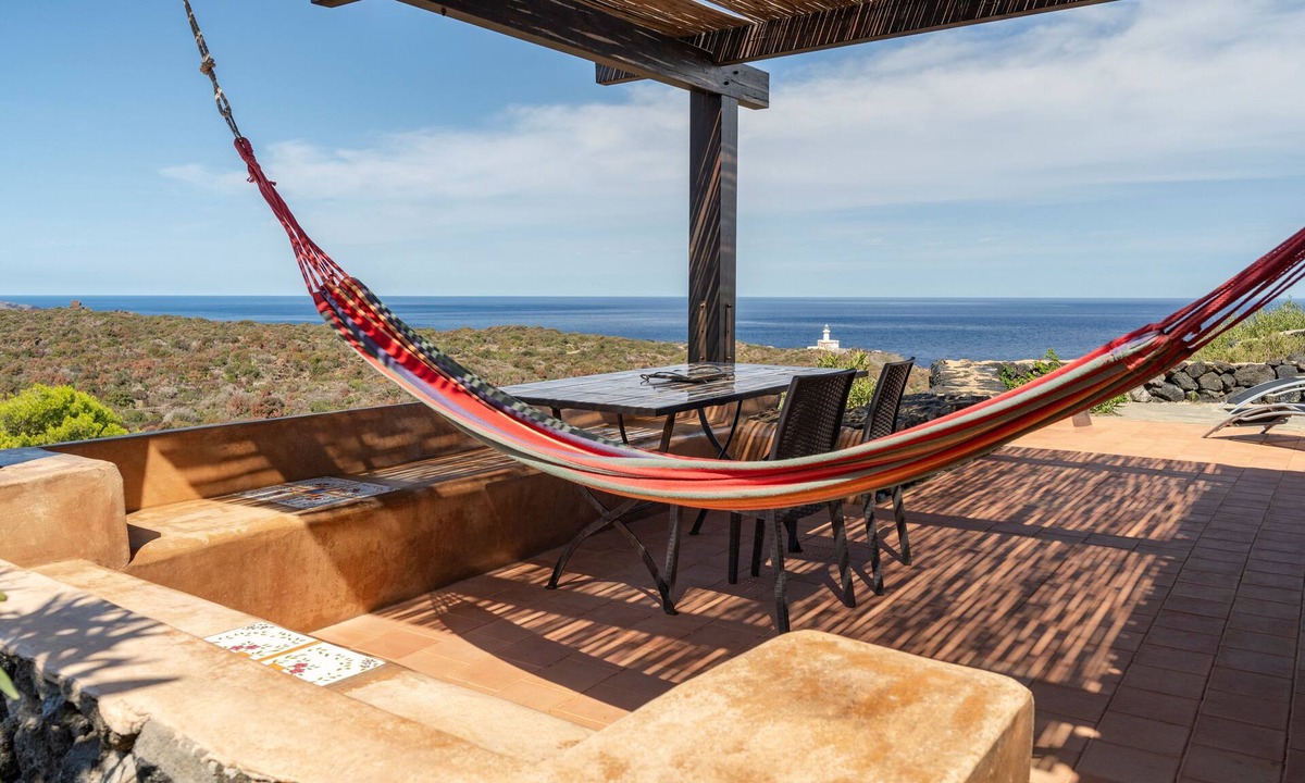 Pantelleria House | Relais La Cala Cottone - Dammuso U Ghirbeci