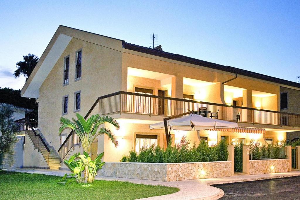 Torre di Faro Apartment | Residence dei Margi Messina - ISI01253-EYC