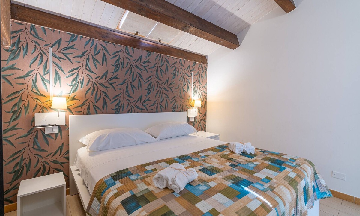Marzamemi Apartment | Room 202 at 'Le Saline Rooms Marzamemi' with Wi-Fi and Air Conditioning