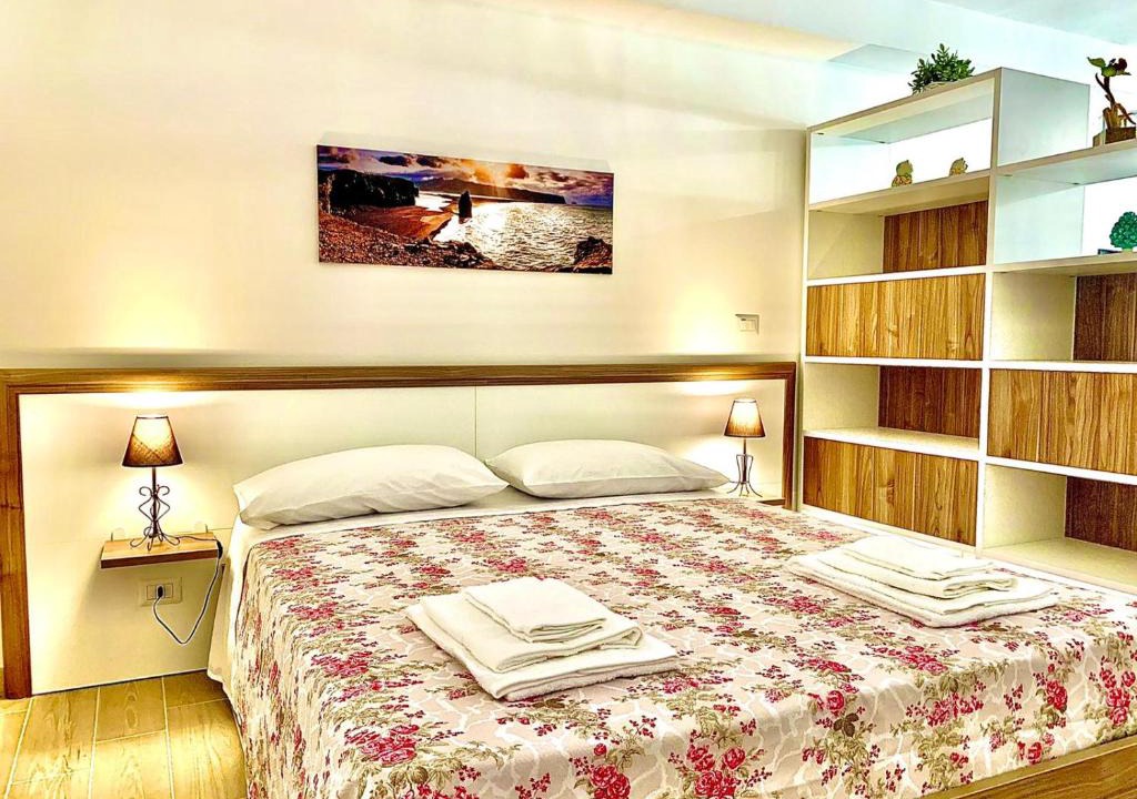 Savoca Apartment | Savoca Loft S. Antonio