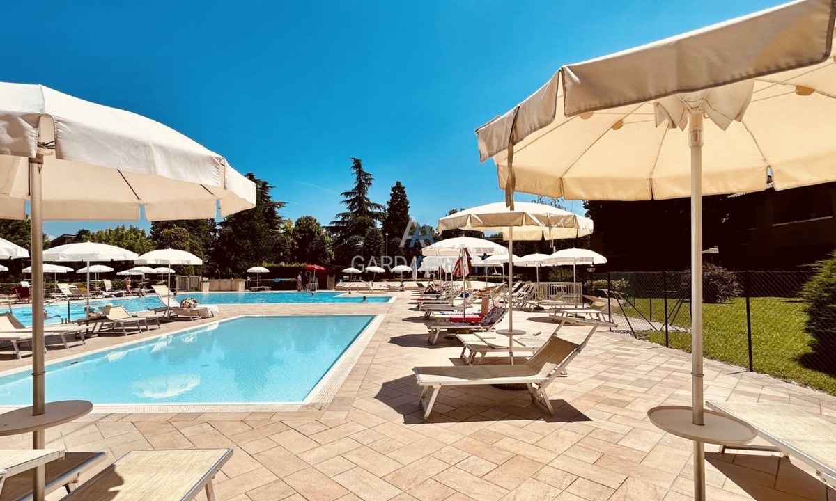 San Benedetto di Lugana Resort | Scylla Apartment - 200 m from Lake Garda with Pool