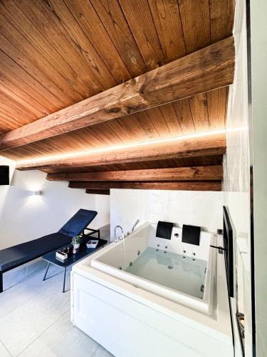 Vasanello Apartment | Sentimento Rooftop