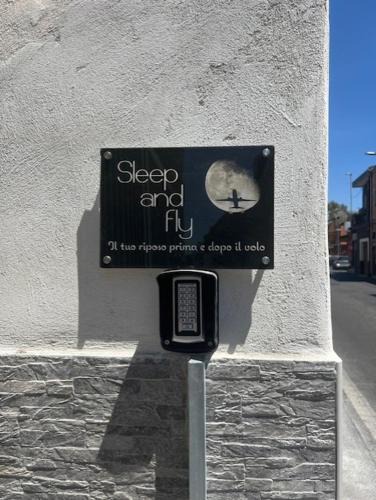 Contrada Pantano d'Arci Apartment | Sleep and Fly