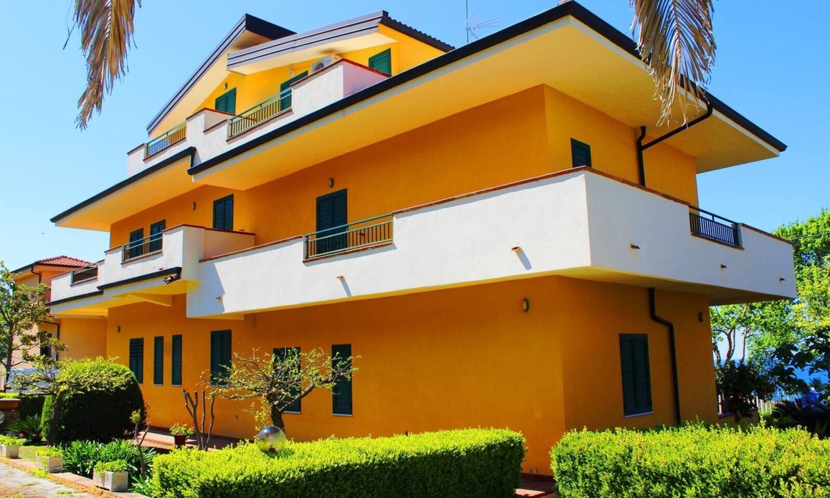 Santa Domenica Apartment | Sole apartment with sea view and free wi fi (n ° 5)