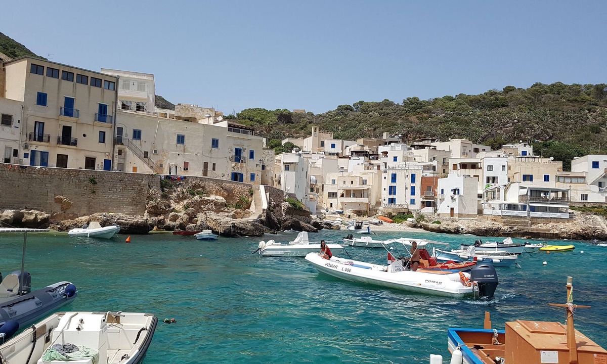 Nubia Bed & Breakfast | Sole Mare Sale