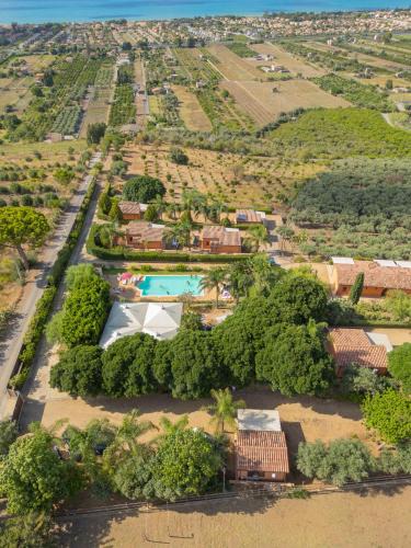 Campofelice di Roccella House | Solemar Sicilia - Le Casette Di Calzata