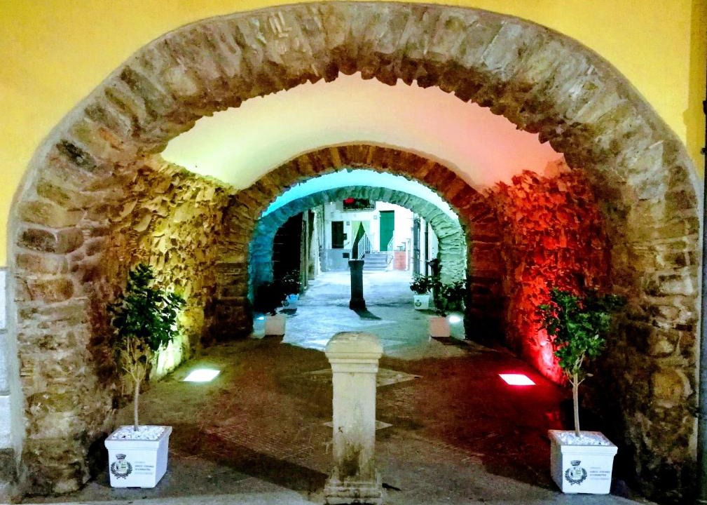 Santo Stefano di Camastra House | Sotto L'Arco