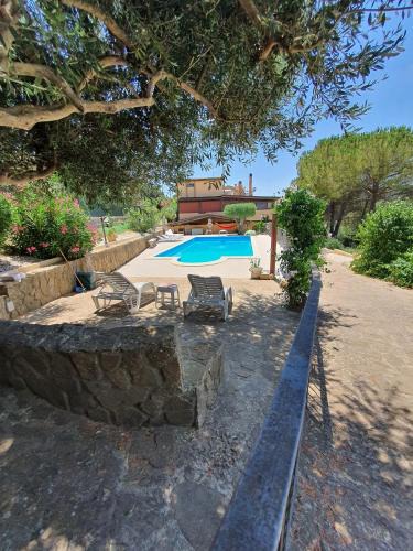 Pergusa Apartment | Spacious Apartment in Pergusa with Private Pool