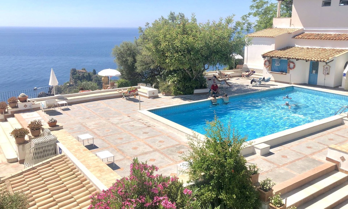 Mazzaro Resort | Spacious house in Resort.