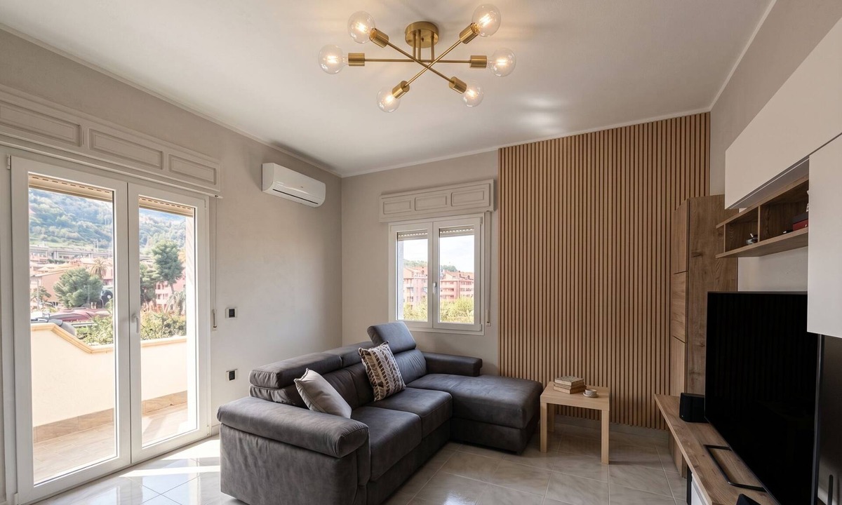 Vibo Marina Apartment | StarHome Modern Apartment on the Costa degli Dei – Central and Close to the Sea