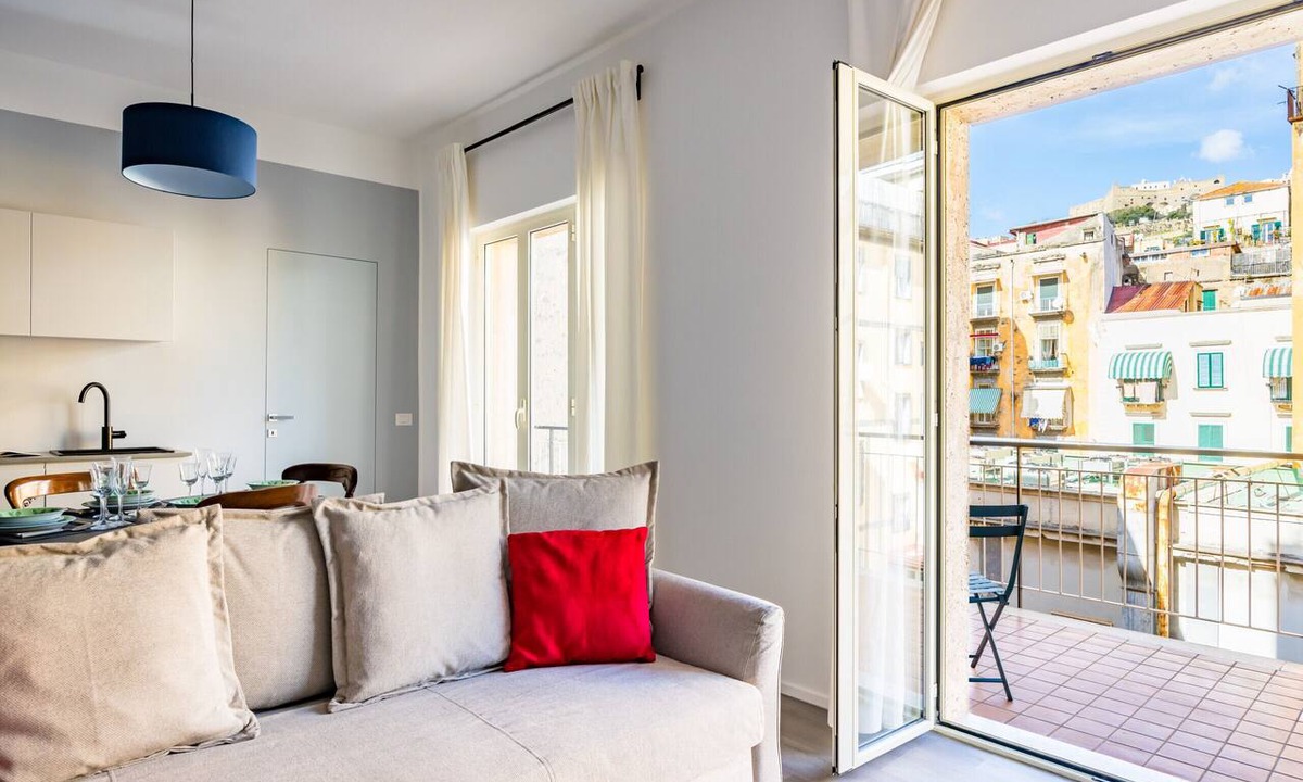 Quartieri Spagnoli Apartment | Street Stritt'60 by Wonderful Italy - Apt 1
