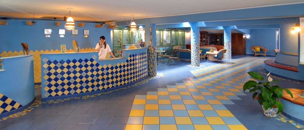Province of Messina Hotel | Studio a Stones Throw from The Sea