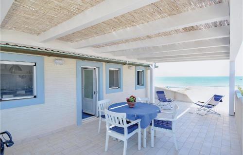 Punta Braccetto Apartment | Stunning Apartment In Punta Braccetto Rg