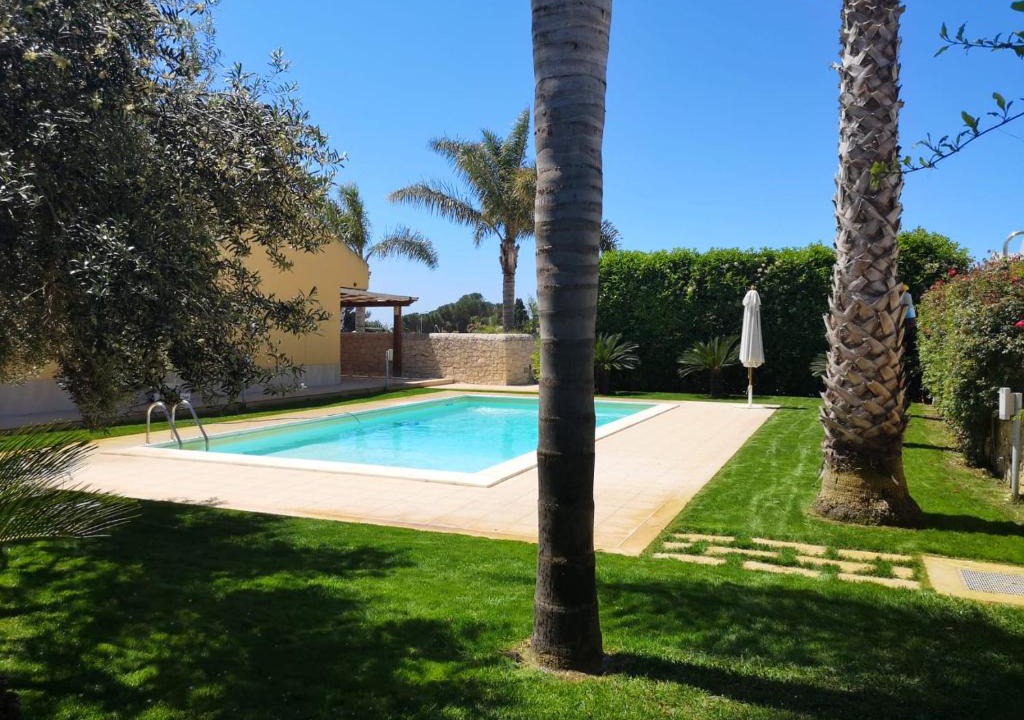 Scicli Villa | Sunny Villa in Scicli with Private Pool