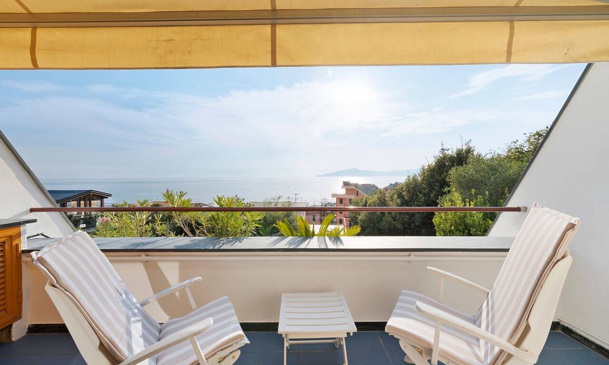 Cavi Apartment | Terrace by the Sea Apartment with Sea View, Terrace, and Scenic Trails