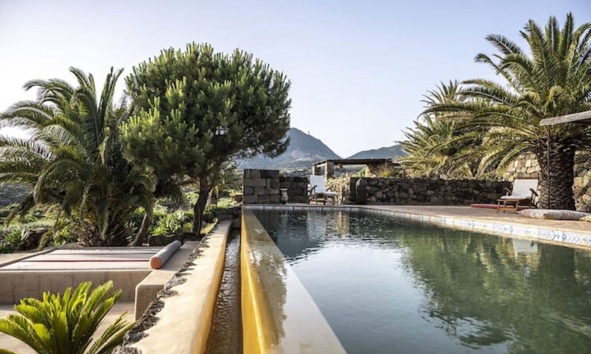 Pantelleria Villa | The luxury of silence - Dammuso Le Bughe