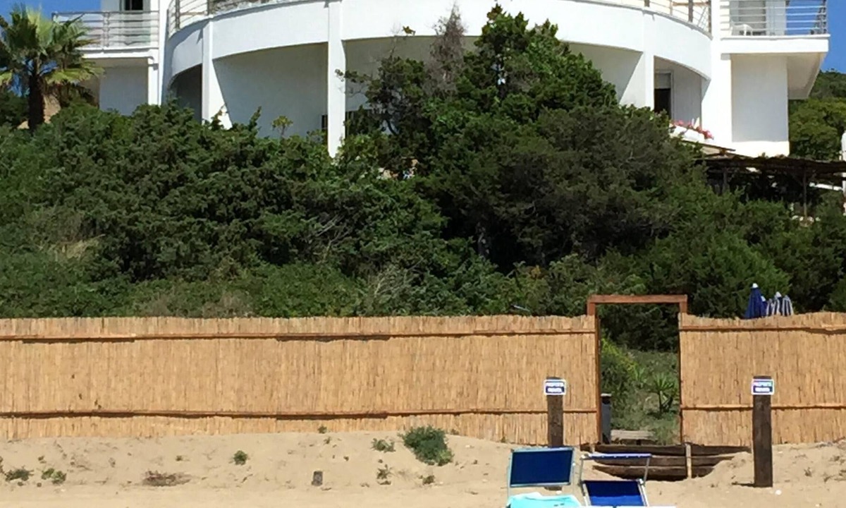 Latina Lido Apartment | THE SEA, APARTMENT ON THE SEA IN VILLA IN SABAUDIA