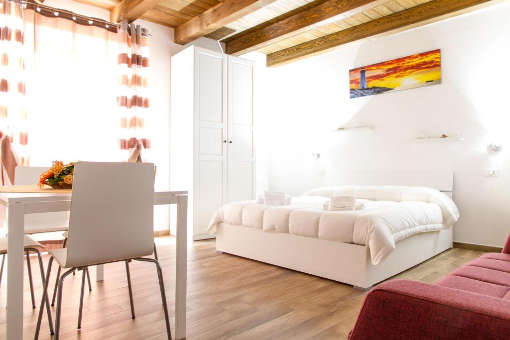 Old Town Apartment | Two Hearts Accomodations