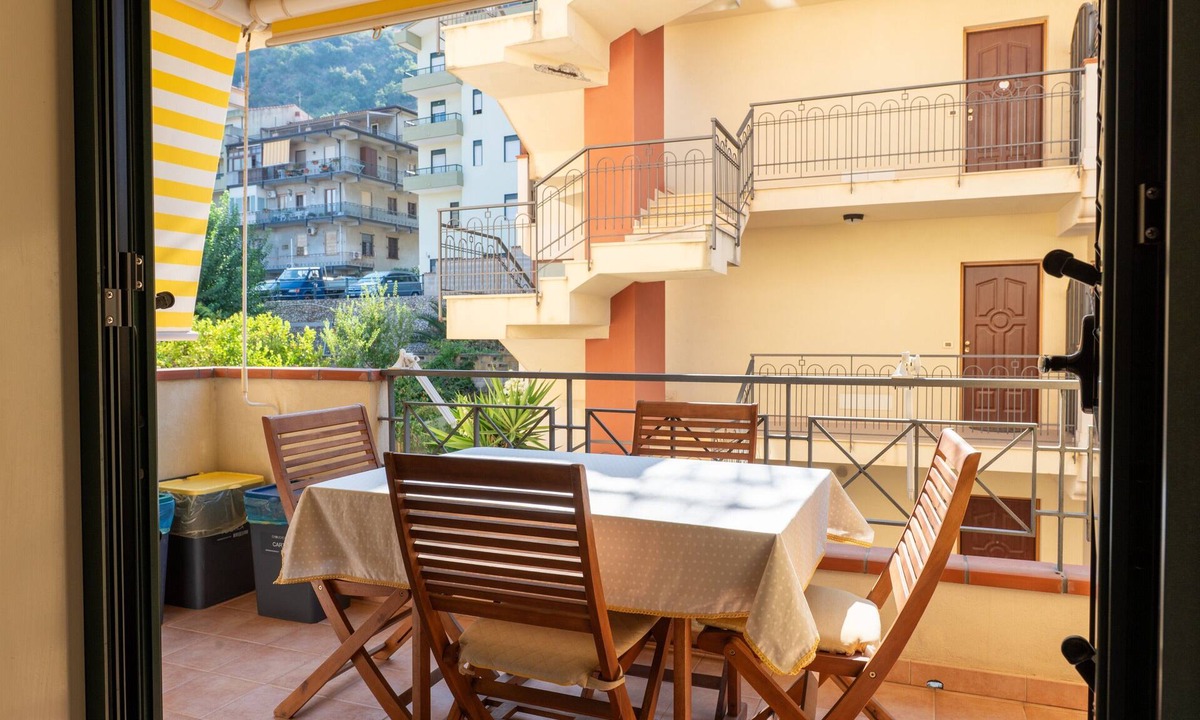 Piraino Apartment | 'Vacanza Gliaca' Apartment with Sea View, Balcony, and Air Conditioning