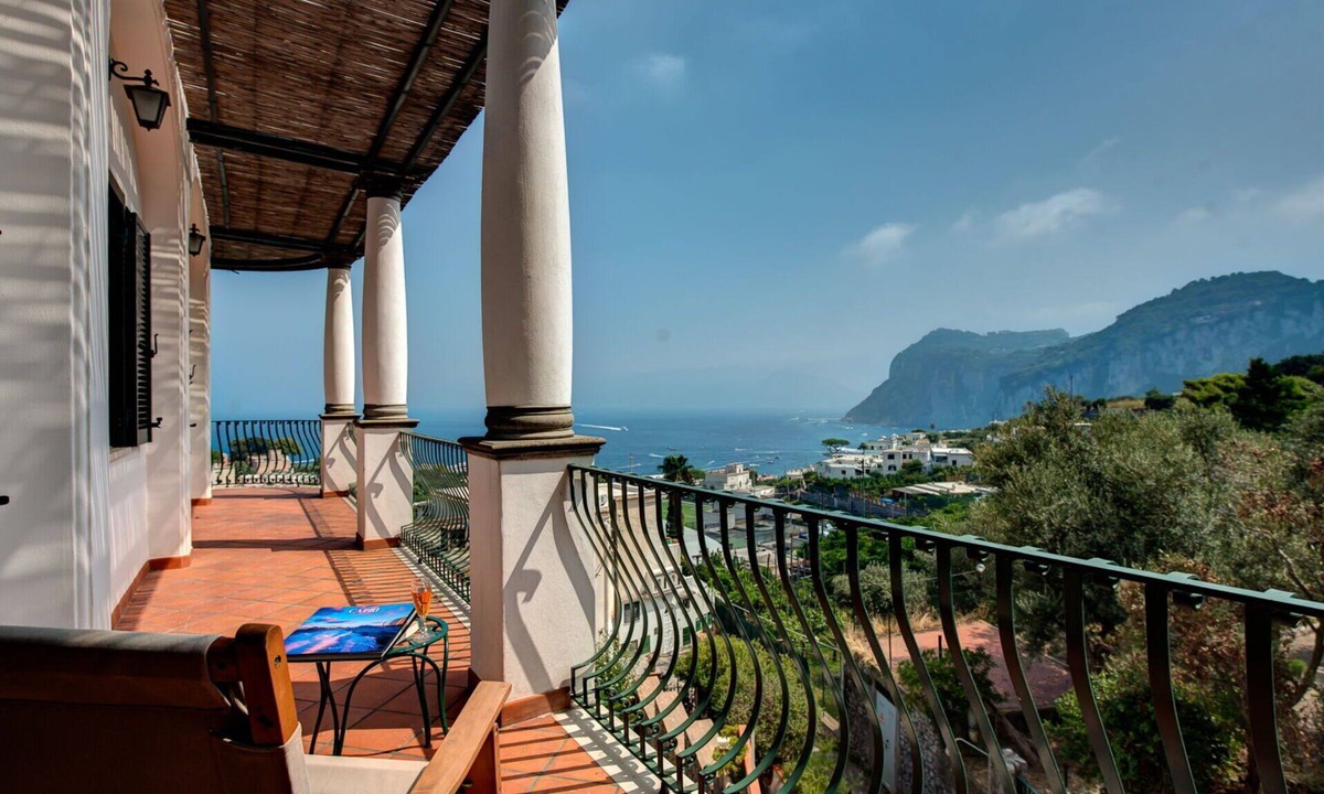 Marina Grande House | Vacation Home in Capri with 2 bedrooms sleeps 4
