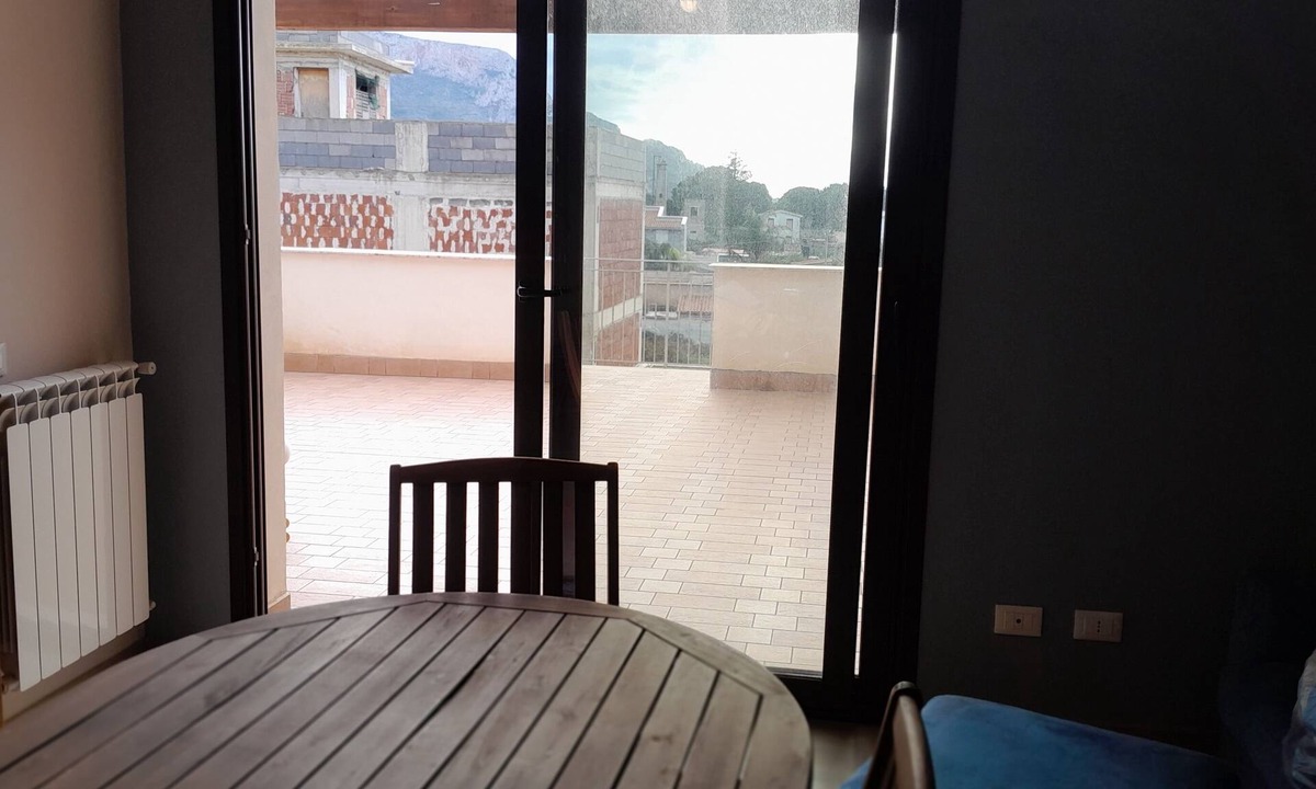Cinisi Apartment | Vacation home near airport. Close to the airport, close to the sea, close to you.