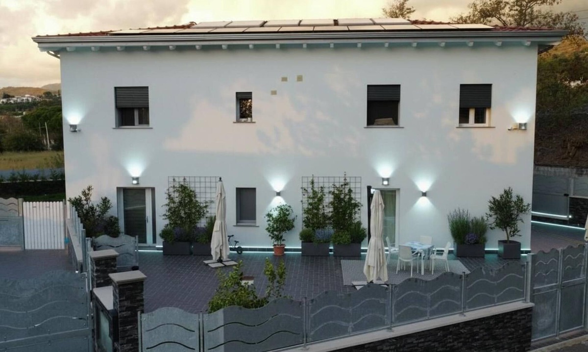 Sangineto Apartment | Vacation Home Relax and Sunsets Sangineto