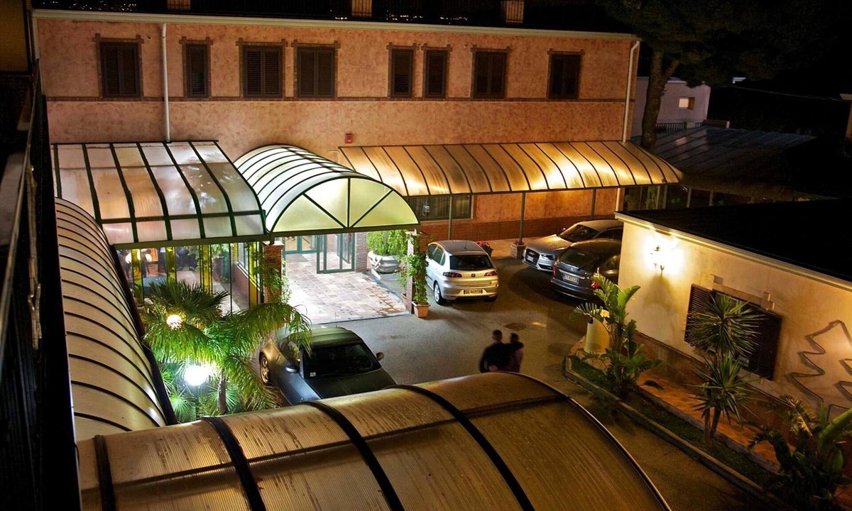Motta Sant'Anastasia Hotel | Valle degli Ulivi