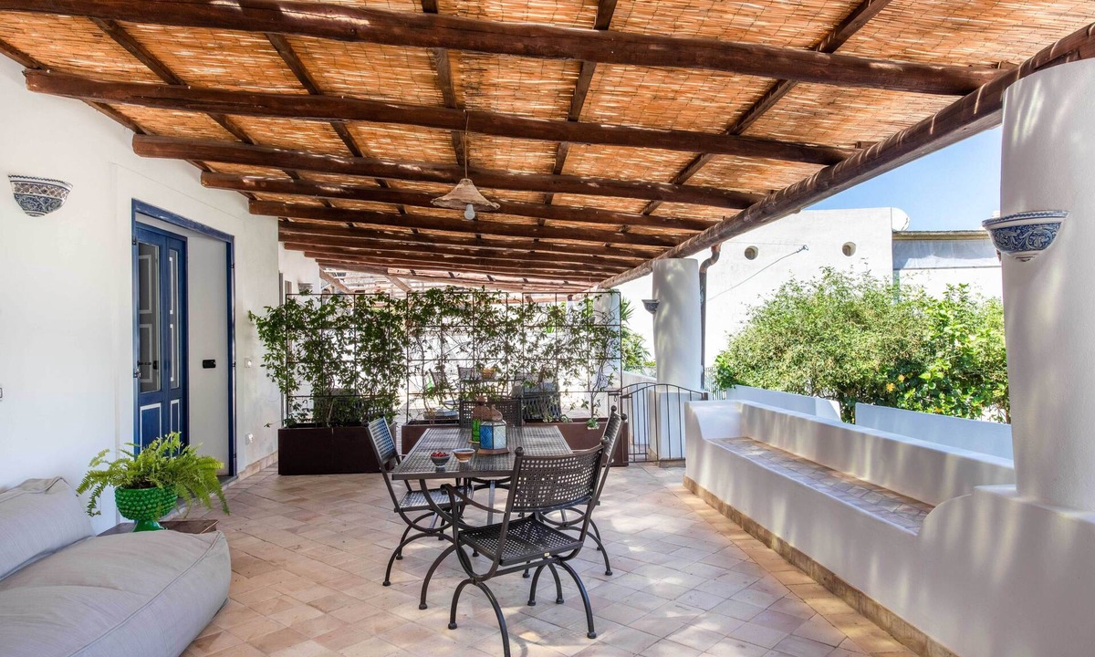 Malfa House | Vico San Lorenzo - Camere a Salina