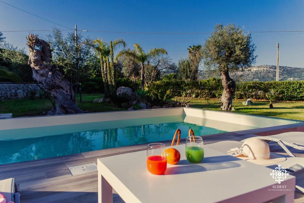 Solarino Villa | Villa Clara Country Retreat