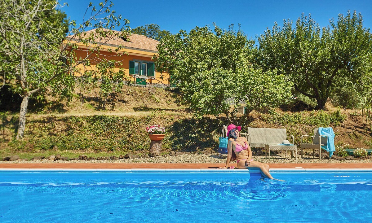 Fornazzo Villa | Villa Cocuzzolo - Large Spaces and Private Pool - Fantastic view of Etna and the sea