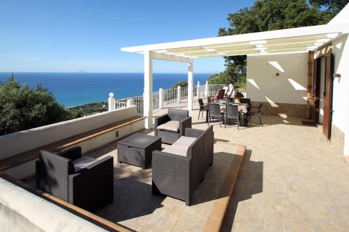 Caronia Villa | Villa DAMMUSO by Local House - private villa infinity pool & seaview
