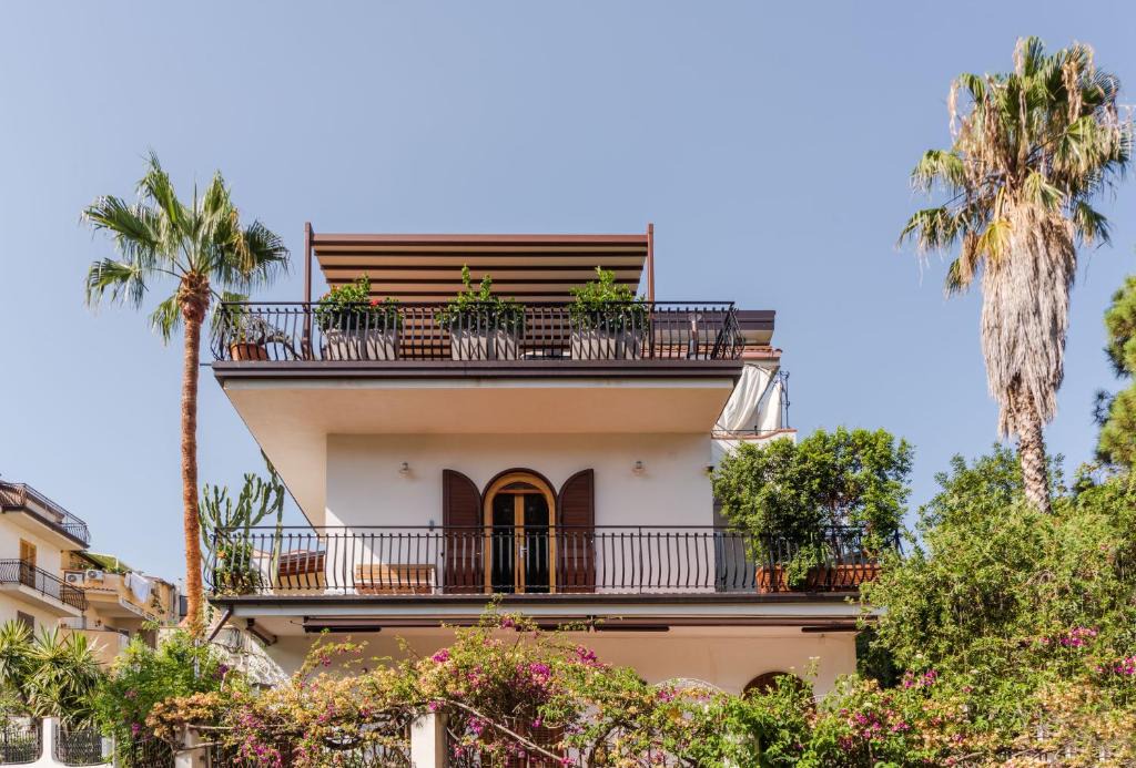 Giardini Naxos Villa | Villa Domina by Letstay