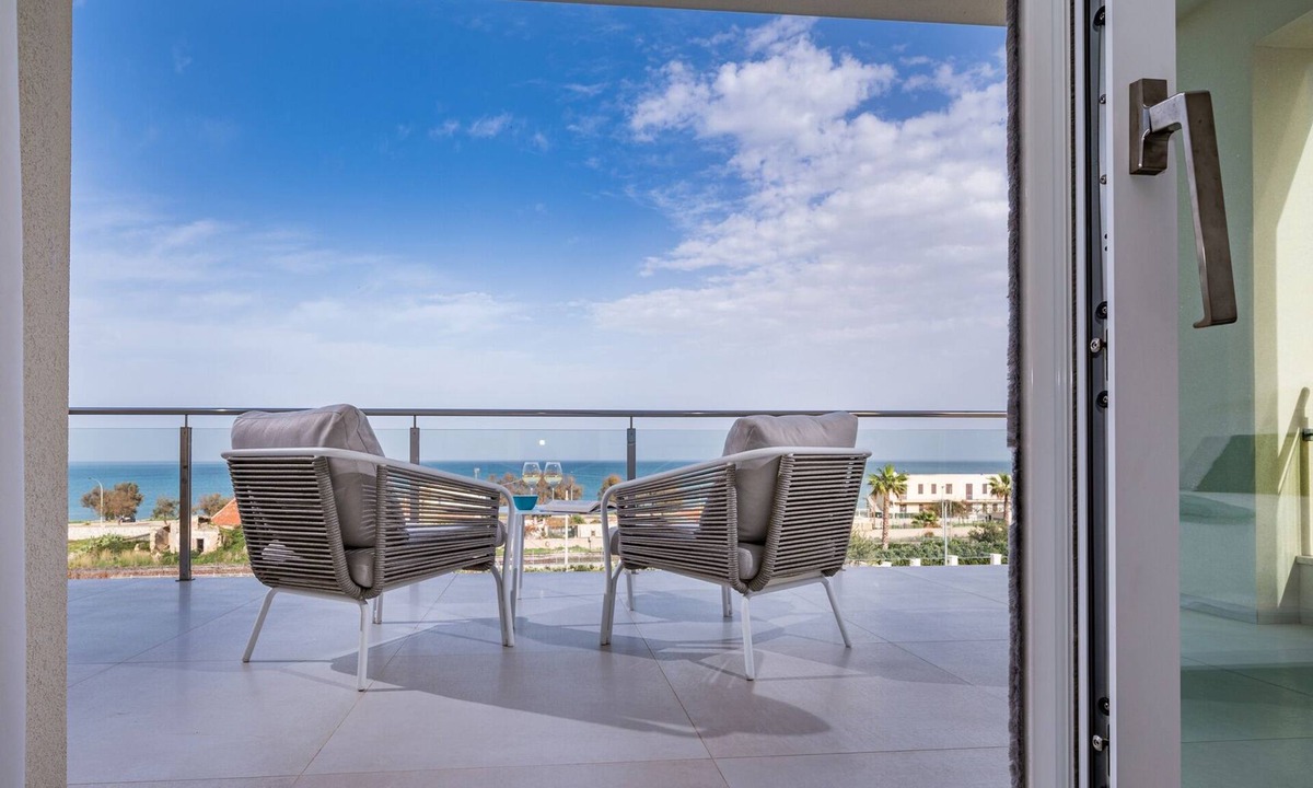 Alcamo Marina Villa | Villa Donald 4, Emma Villas