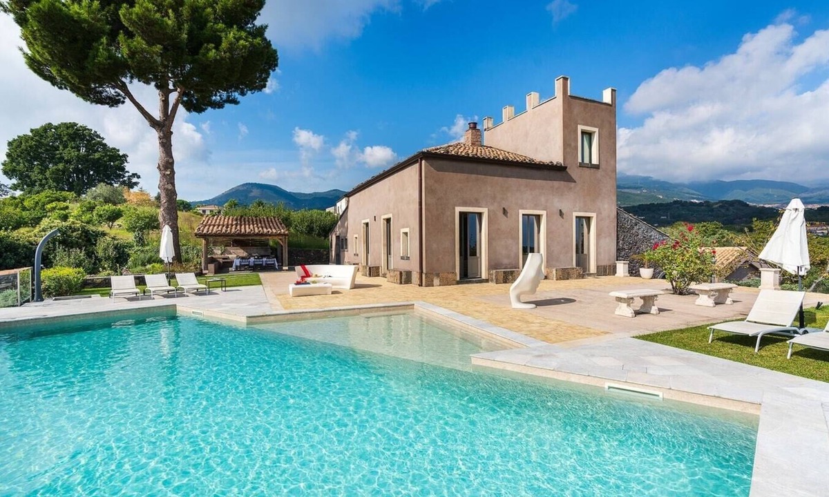 Zafferana Etnea Villa | Villa Etnea - Private villa with pool and jacuzzi