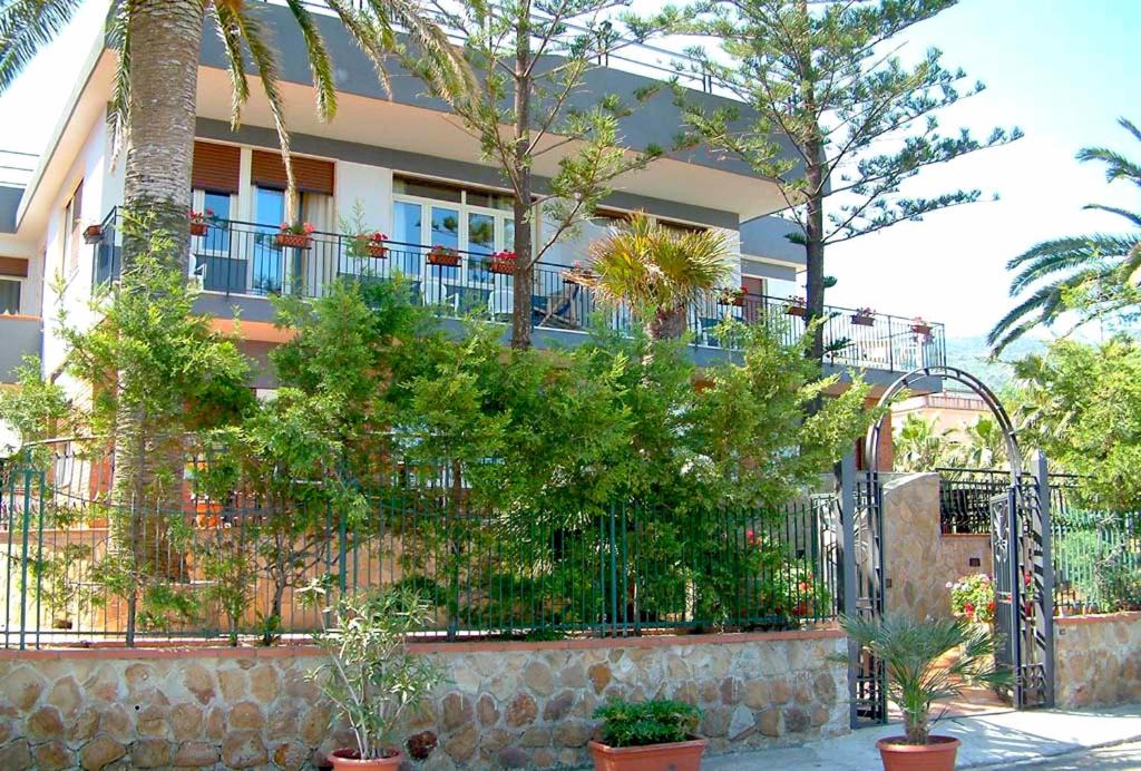 Cefalu Hotel | Villa Gaia Hotel