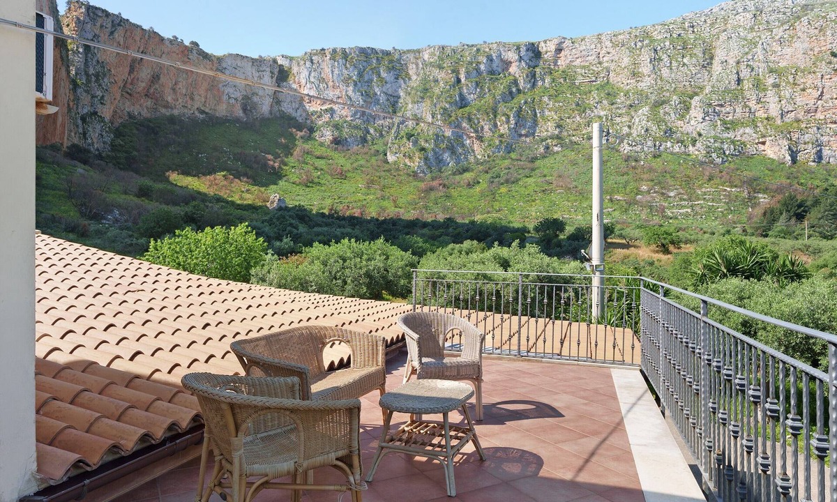 Custonaci Villa | Villa Gheta at Monte Cofano: Nature, Relaxation, and Sea Views