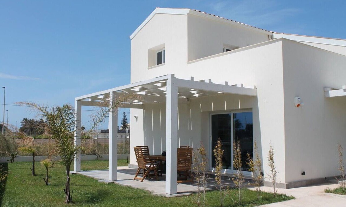 Caucana-finaiti-casuzze-finaiti Nord Villa | Villa in Caucana with 2 bedrooms sleeps 4