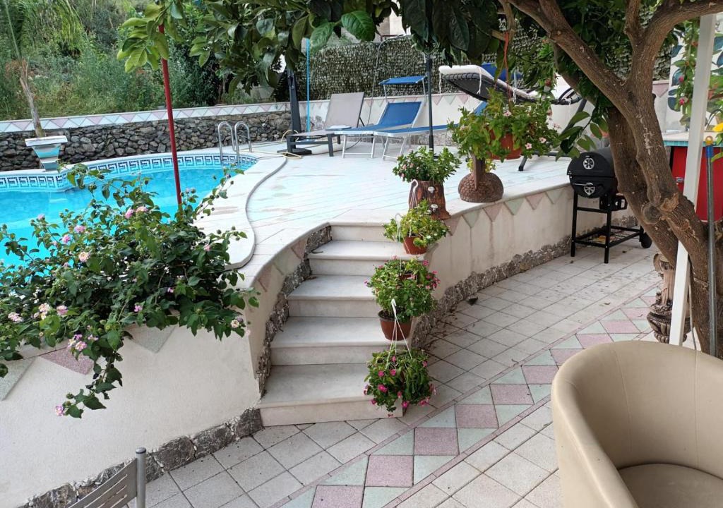 Savoca Apartment | Villa Iris