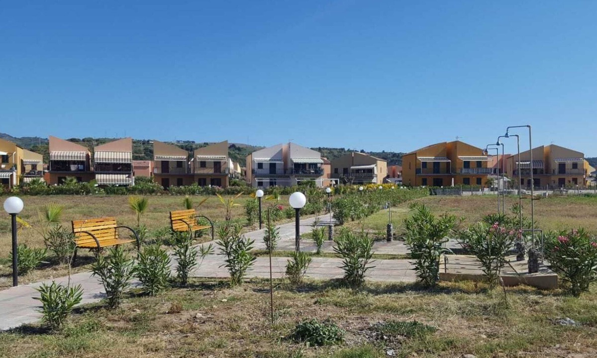 Campofelice di Roccella Villa | Villa on the sea