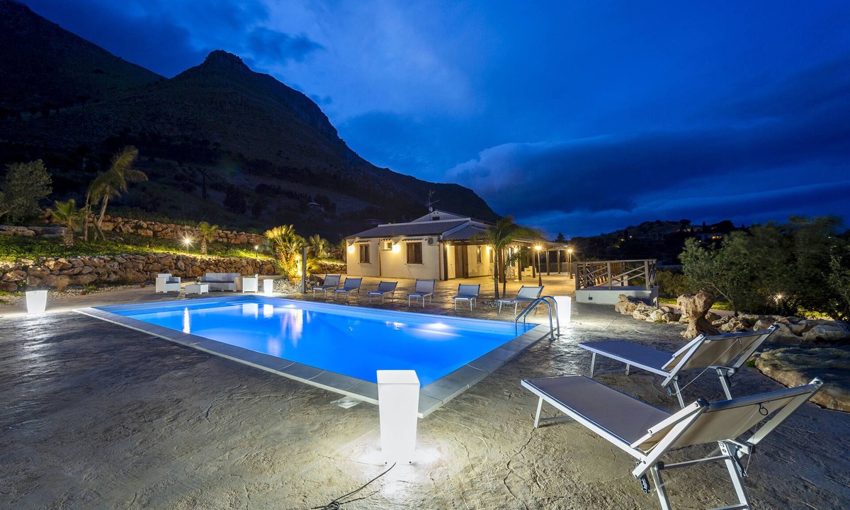 Castellammare del Golfo Villa | Villa Mare e Monti with private pool in Castellammare del Golfo