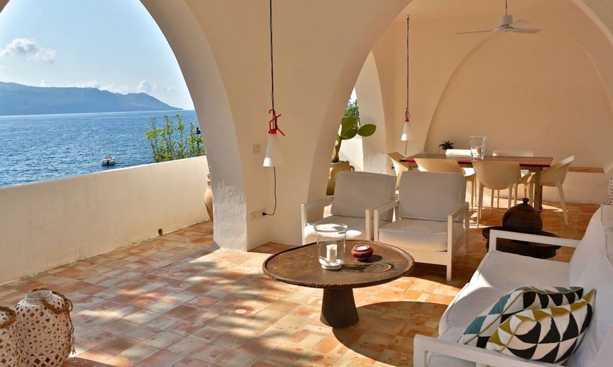 Santa Marina Salina Apartment | Villa Maria Terzita: first floor
