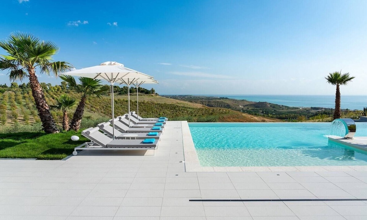 Ribera Villa | Villa Mazara - Modern villa with pool near Sciacca