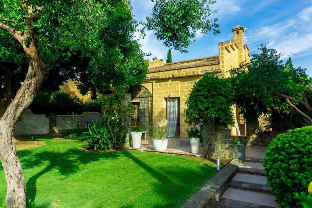 Mazzaforno Villa | Villa Medina