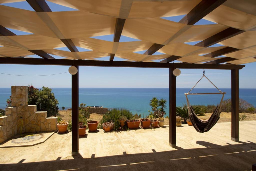 Pergole Villa | Villa Mirabile