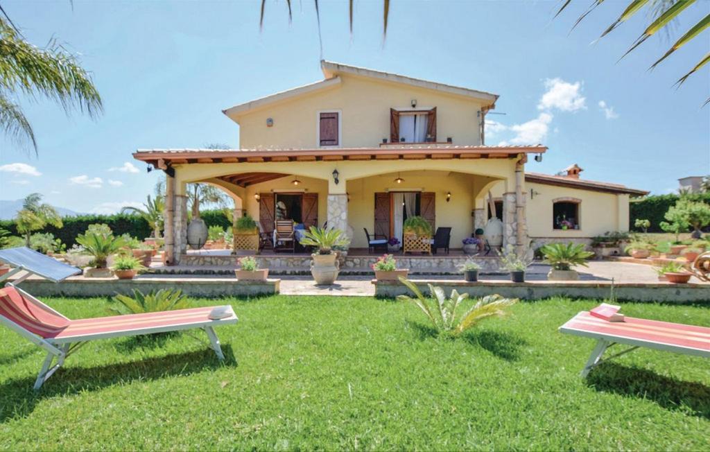 Partinico Villa | Villa Miry