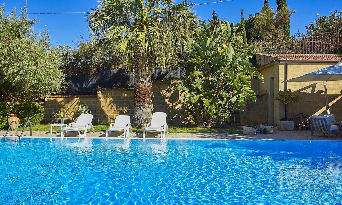 Sant'Onofrio Villa | Villa Natino with private swimming pool and garden