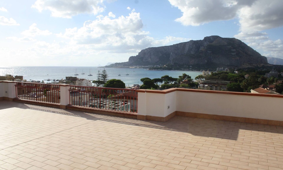 Mondello Villa | Villa Nice Mondello